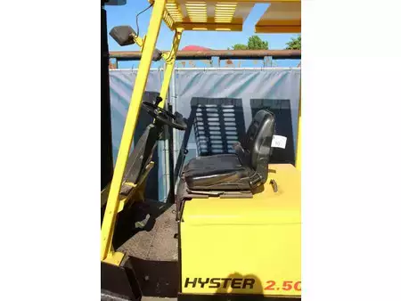 Elektro čtyřkolový VZV 1992  Hyster J2.50XL (20)