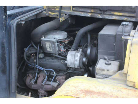 Nestekaasutrukki 1997  Hyster H7.00XL (16)