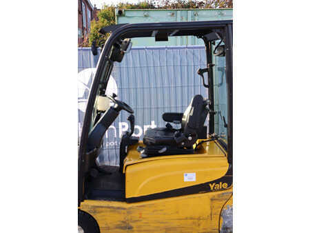 Elektro čtyřkolový VZV 2022  Yale ERP16VT (19)