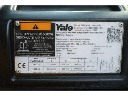 Elektro čtyřkolový VZV 2022  Yale ERP16VT (26)