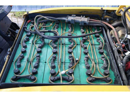 Elektro čtyřkolový VZV 2022  Yale ERP16VT (29)