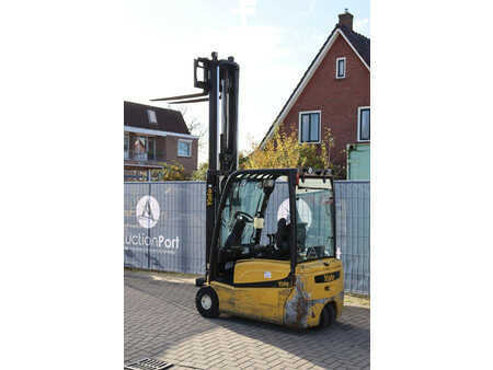 Elektro čtyřkolový VZV 2022  Yale ERP16VT (37)