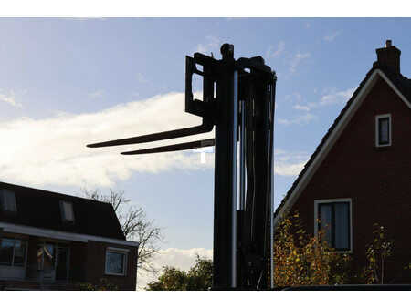 Elektro čtyřkolový VZV 2022  Yale ERP16VT (39)