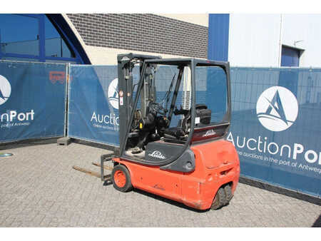 4-wiel elektrische heftrucks 2000  Linde E16C-02 (3)