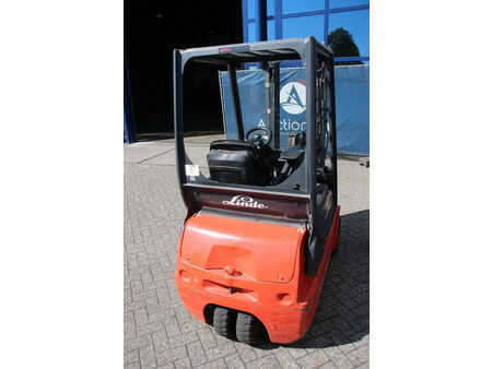 4-wiel elektrische heftrucks 2000  Linde E16C-02 (5)