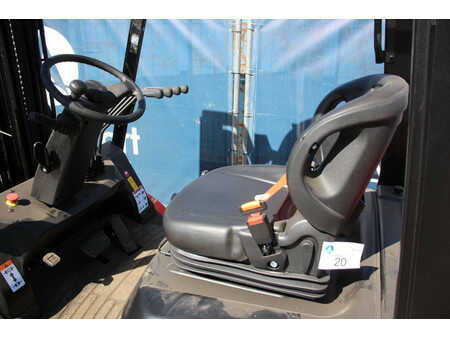 Electric - 4 wheels 2024  EP Equipment EFL303 (14)