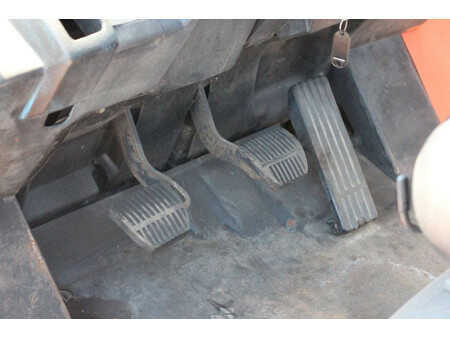 Dieselový VZV 2006  Toyota 427FD 40 (20)
