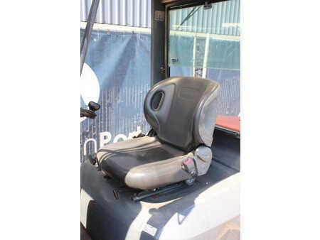 Dieselový VZV 2006  Toyota 427FD 40 (22)