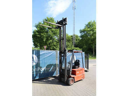 Elektro 4 Rad 1999  Linde E15 (21)