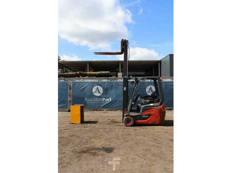 El truck - 4 hjulet 2019  Linde E16C (26)