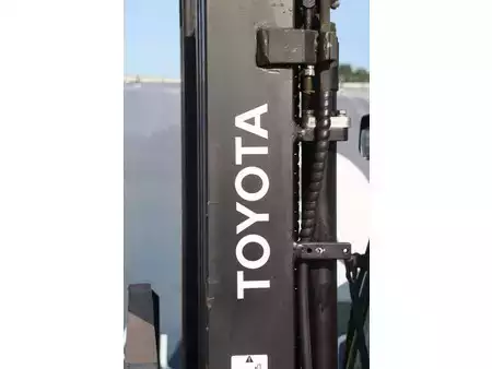 Elektro 4 Rad 2014  Toyota 8FBET16 (20)