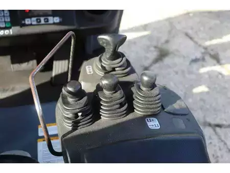 Elektro 4 Rad 2014  Toyota 8FBET16 (32)