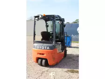 Elektro 4 Rad 2014  Toyota 8FBET16 (6)