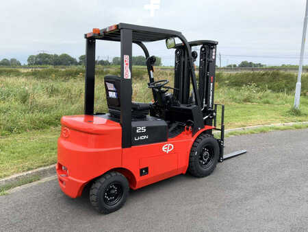 Electric - 4 wheels 2024  EP Equipment EFL 252 XS (7)