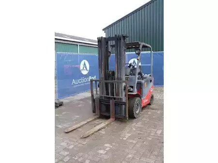 Electric - 4 wheels 2013  EP Equipment CPD25J (9)