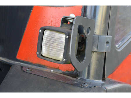 Chariots élévateurs diesel 2010  Linde H50D-01 (13)