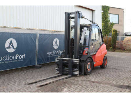 Chariots élévateurs diesel 2010  Linde H50D-01 (9)