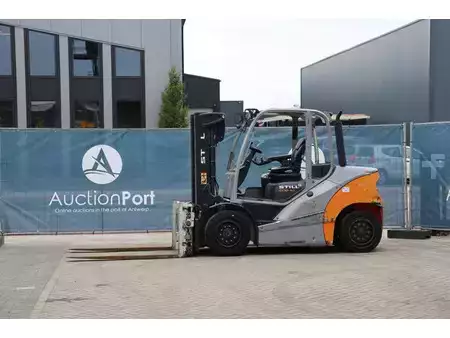 Carrelli elevatori diesel 2014  Still RX70-40 (1)