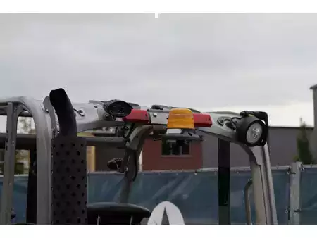 Carrelli elevatori diesel 2014  Still RX70-40 (21)