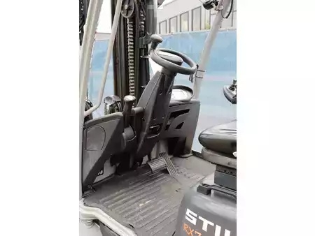 Carrelli elevatori diesel 2014  Still RX70-40 (27)