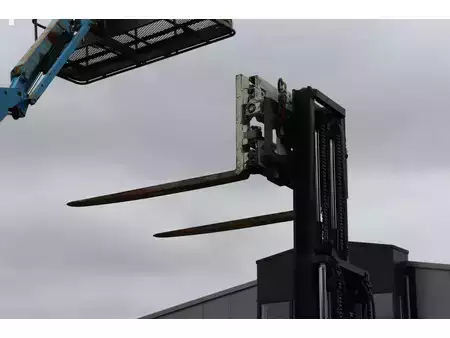 Carrelli elevatori diesel 2014  Still RX70-40 (38)