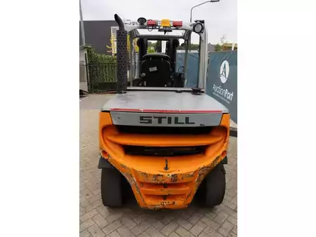 Carrelli elevatori diesel 2014  Still RX70-40 (5)