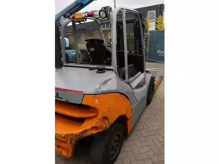 Carrelli elevatori diesel 2014  Still RX70-40 (6)