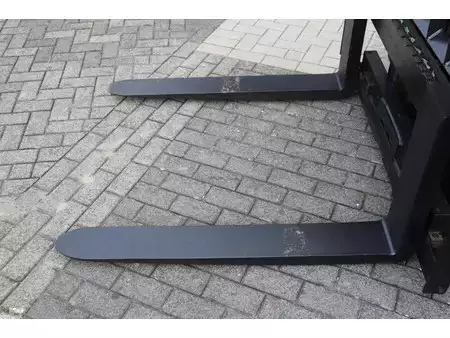 Carrelli elevatori diesel 2020  Toyota 02-8FDF30 (11)