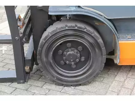 Carrelli elevatori diesel 2020  Toyota 02-8FDF30 (17)