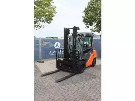 Carrelli elevatori diesel 2020  Toyota 02-8FDF30 (9)