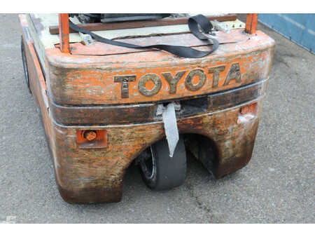 El truck - 4 hjulet 1988  Toyota 2FBE15 (15)