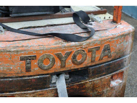 El truck - 4 hjulet 1988  Toyota 2FBE15 (16)
