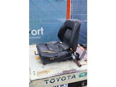 El truck - 4 hjulet 1988  Toyota 2FBE15 (18)