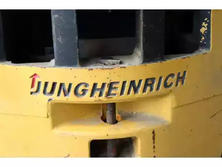 Dieselový VZV 1996  Jungheinrich DFG 16G-379 2T (19)