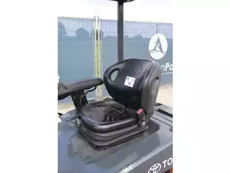 Carrelli elettrici 4 ruote 2005  Toyota 7FBEF15 (19)