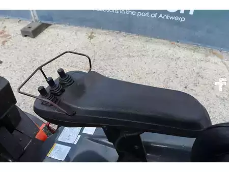 Carrelli elettrici 4 ruote 2005  Toyota 7FBEF15 (29)