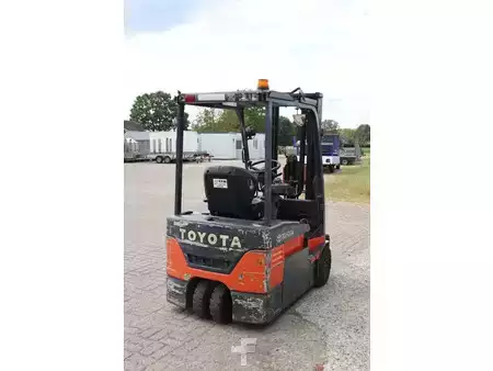 Carrelli elettrici 4 ruote 2005  Toyota 7FBEF15 (6)