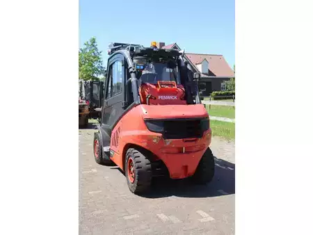 Chariots élévateurs diesel - [div]  (4)