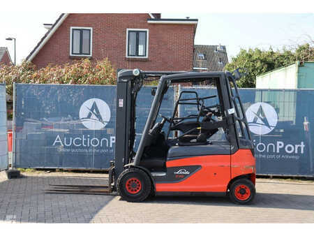Elektro 4 Rad - Linde E25 (2)