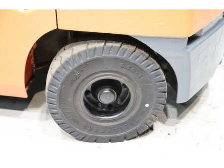 Diesel heftrucks 2011  Toyota 02-8FDF30 (13)