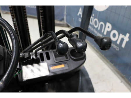 Diesel heftrucks 2011  Toyota 02-8FDF30 (20)