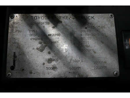 Diesel heftrucks 2011  Toyota 02-8FDF30 (26)