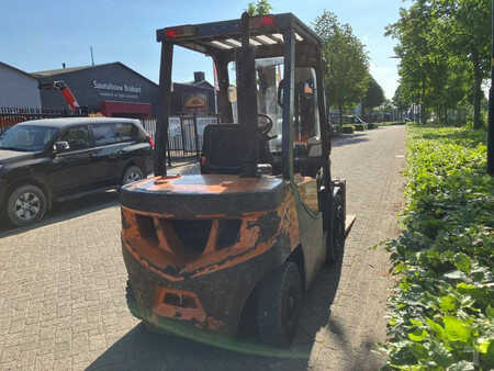 Dieselstapler 2020  Doosan D30GP (4)