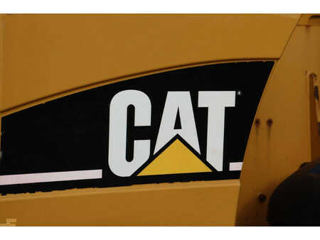 Sollevatori telescopici rigidi 2005  CAT Lift Trucks TH580B (24)