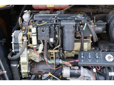 Sollevatori telescopici rigidi 2005  CAT Lift Trucks TH580B (34)