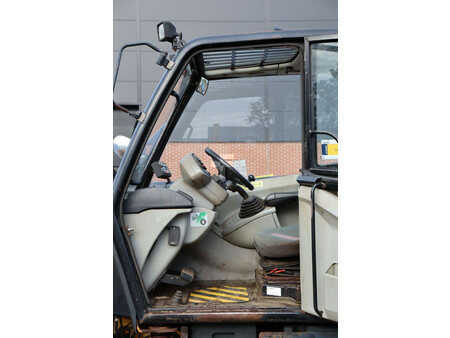 Sollevatori telescopici rigidi 2005  CAT Lift Trucks TH580B (39)