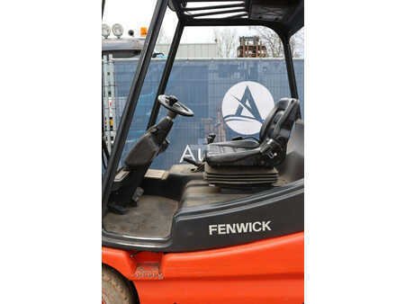 Eléctrica de 4 ruedas 1997  Linde E30-01 (21)