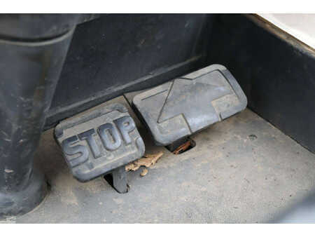 Eléctrica de 4 ruedas 1997  Linde E30-01 (23)