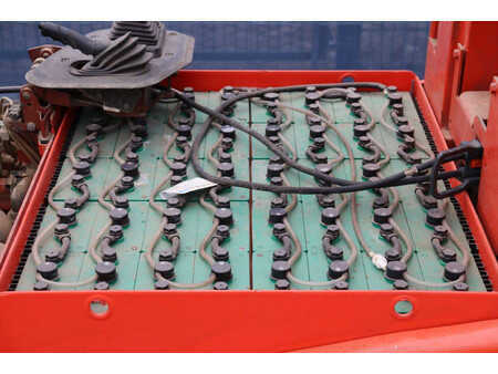 Eléctrica de 4 ruedas 1997  Linde E30-01 (31)