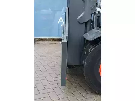 Elektromos 4 kerekű 2018  Linde E80-01/900 (11)